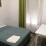 Musa Gaditana Apartment *
