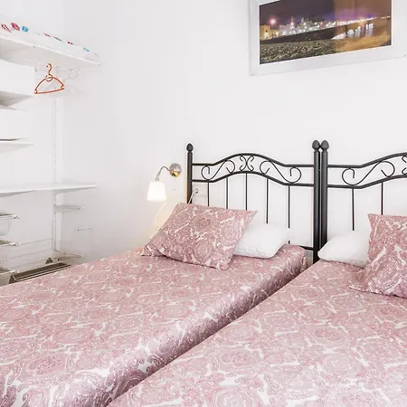 A 2 Minutos De La Caleta Apartment